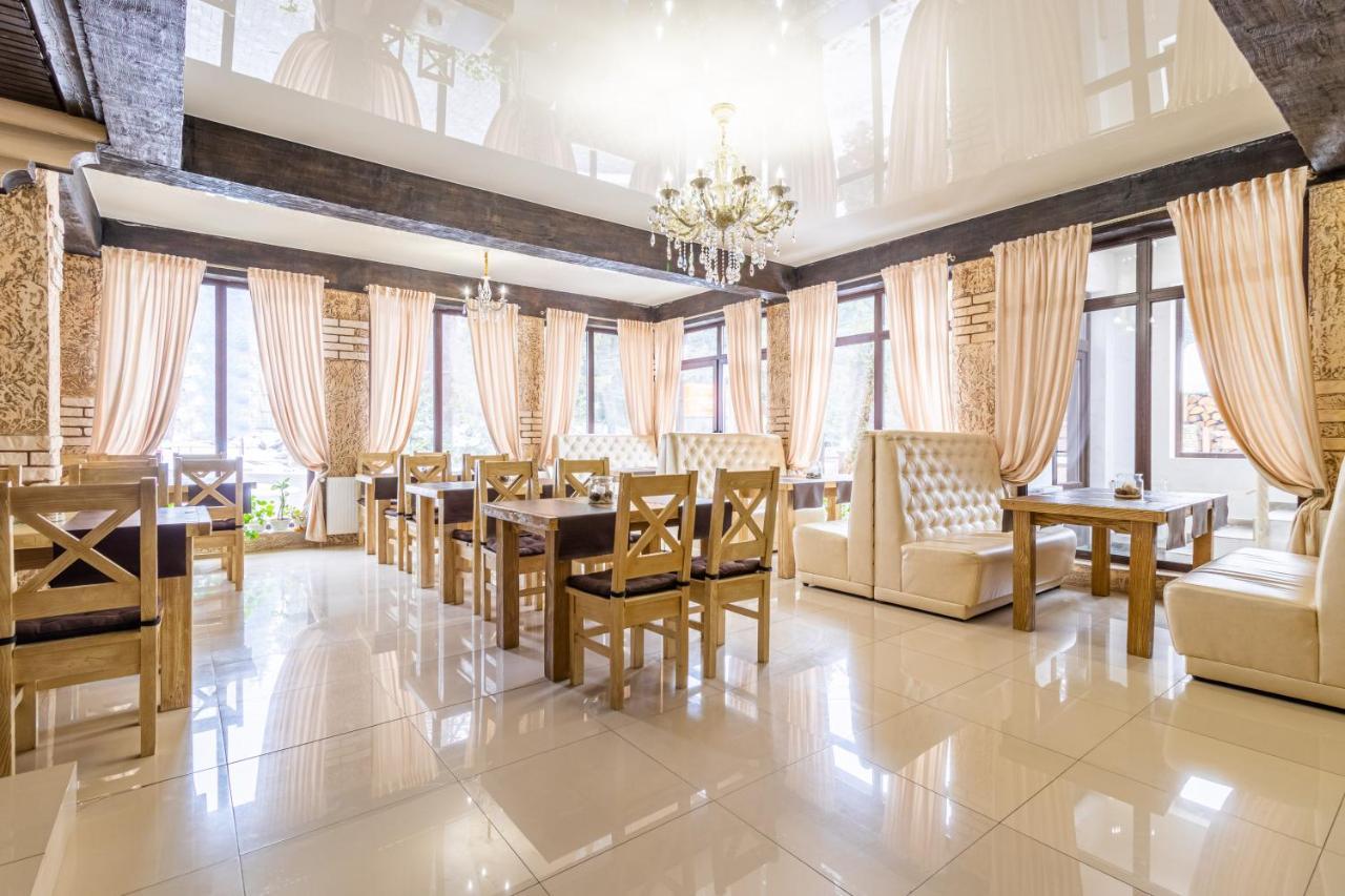 Guest House Turda Bukovel Luaran gambar